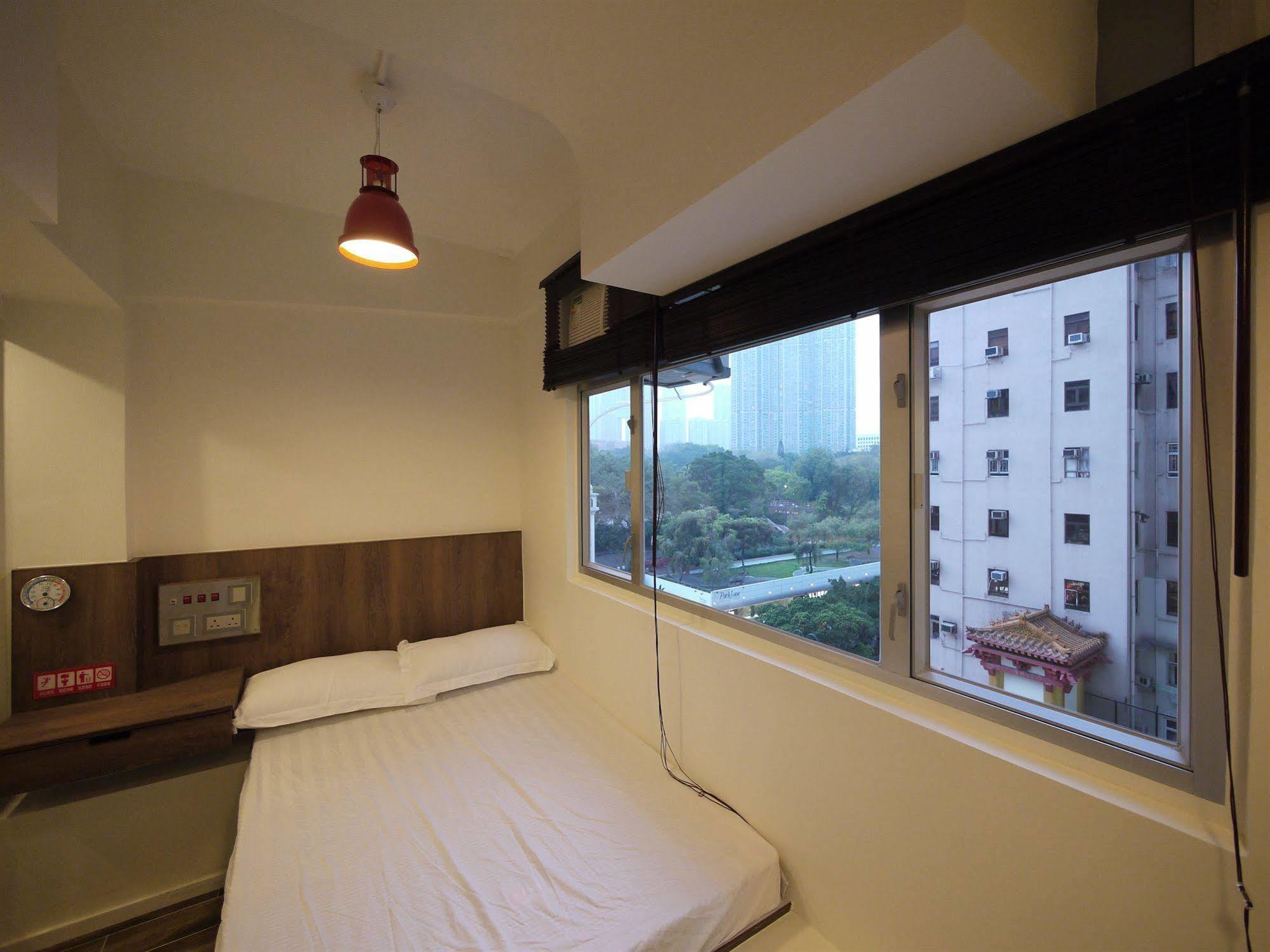 Panda'S Hostel - Hot Dog Bus Hong Kong Luaran gambar